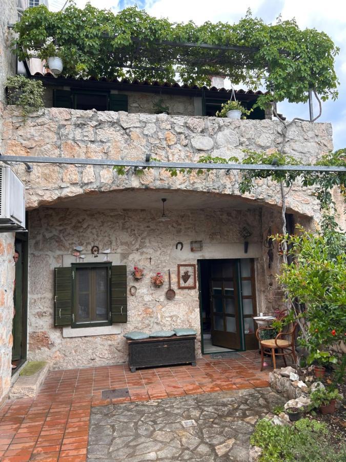 Gaya Apartments Sibenik Bagian luar foto